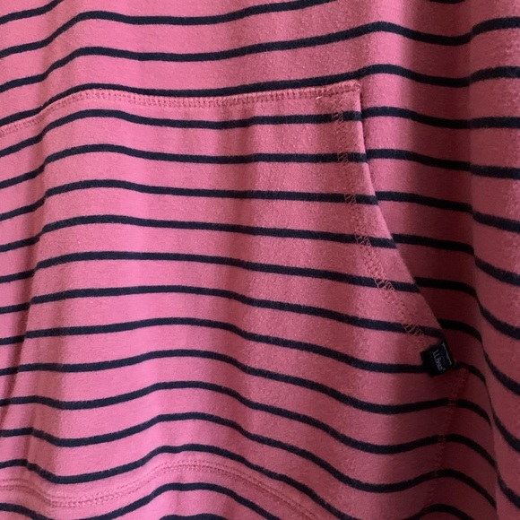 L.L. Bean Top Shirt Pullover Cotton Women Size XL P Strip Pink Outdoor - Picture 2 of 4